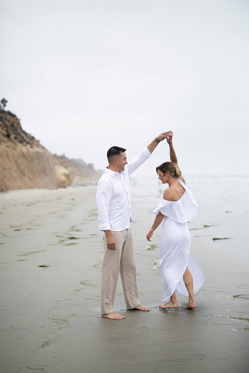 Elopement photographer beach