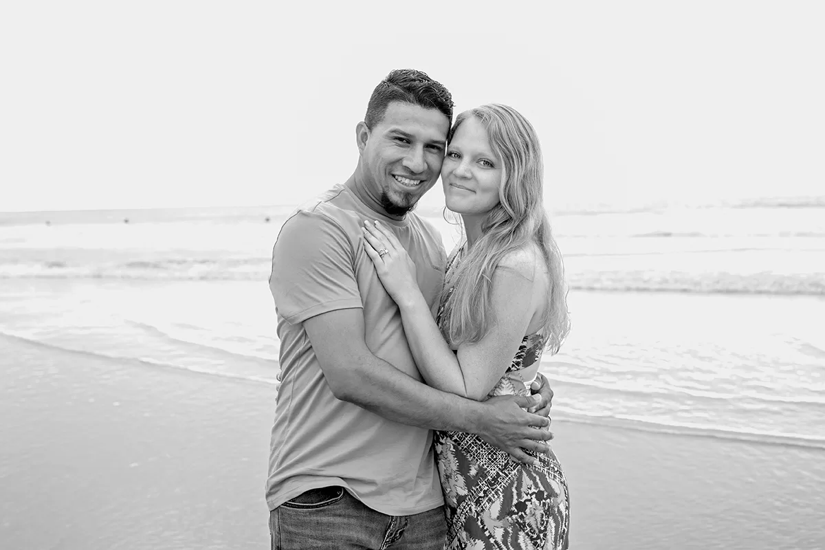 Romantic couples photography in San Diego Balboa Park