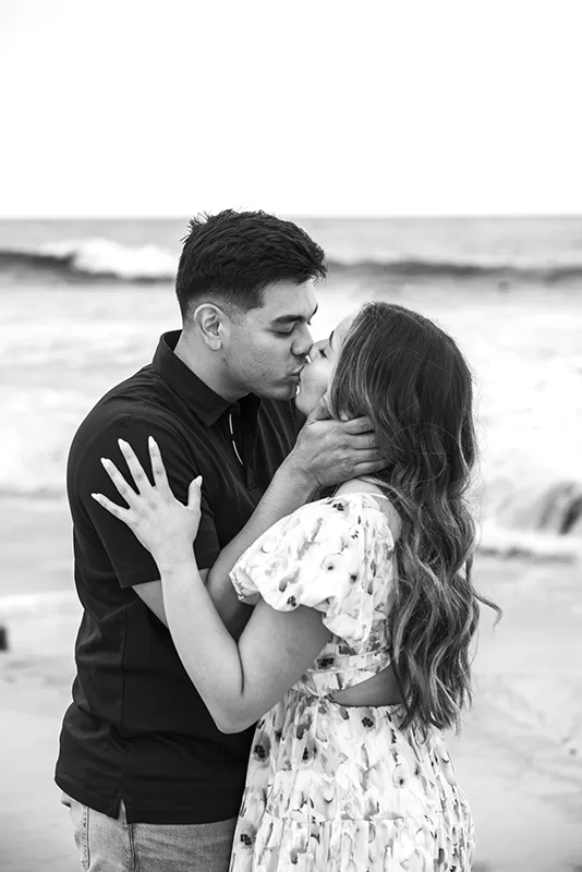 Memorable Surprise Proposal Captured by Photographer